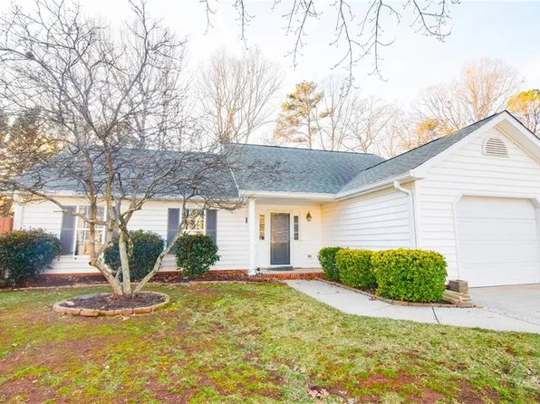 4603 Pine Cove Rd, Greensboro, NC 27410