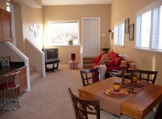 3272 E Bell Oaks Cir, Sandy, UT 84092