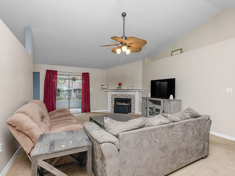 311 Seattle Slew Ct — Photo 9