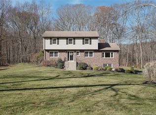 36 Pond Crest Rd, Danbury, CT 06811
