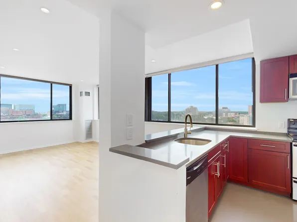 169 Monsignor Obrien Hwy APT 801, Cambridge, MA 02141