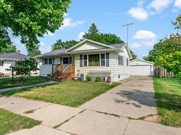 3108 16th St, Menominee, MI 49858