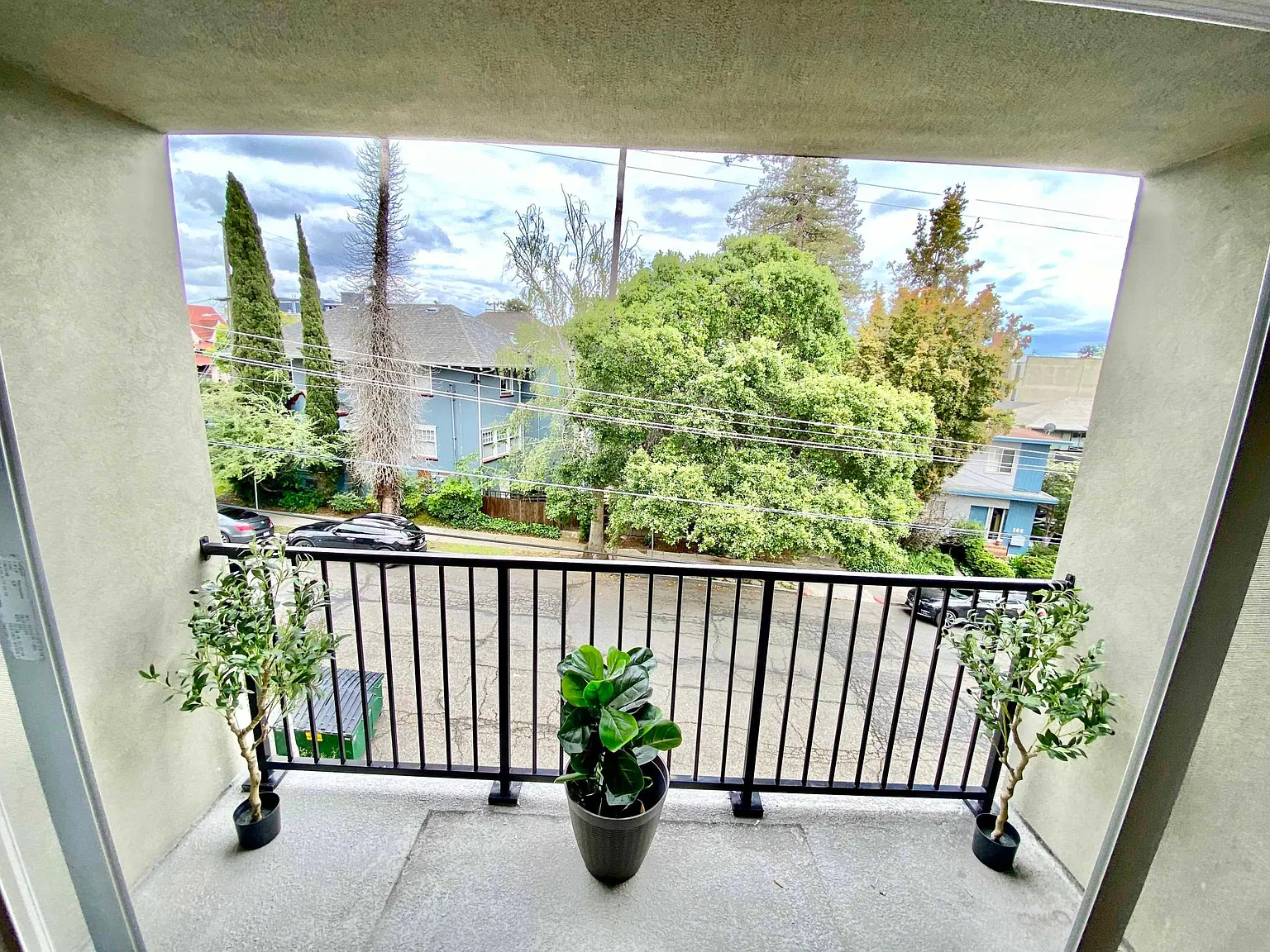 2 bed, 900 sqft, $2,495 — Photo 4