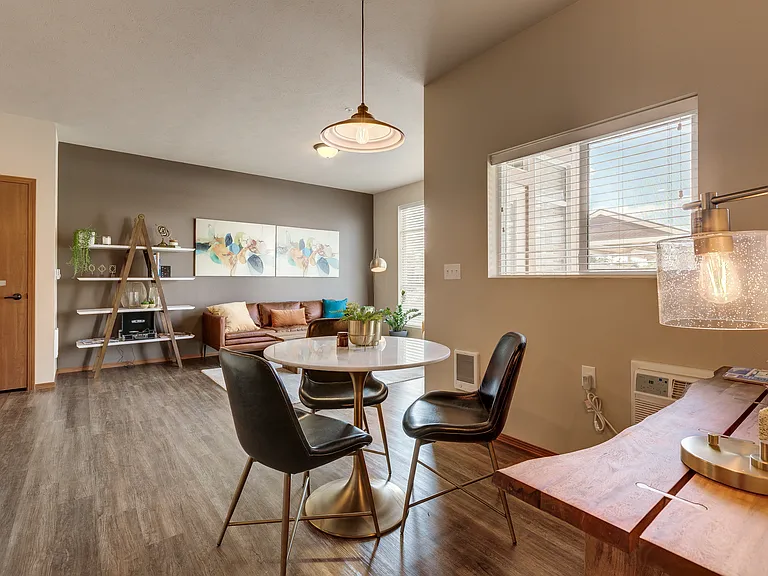The Blake Apartments — Photo 8