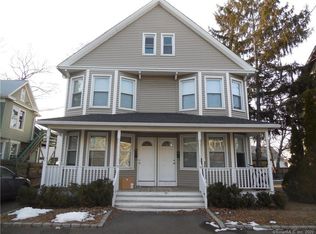 70 Thorpe St, Fairfield, CT 06824