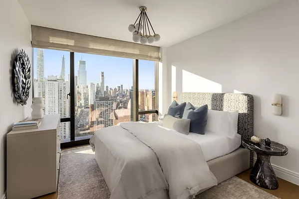 Sold by Corcoran | media 31