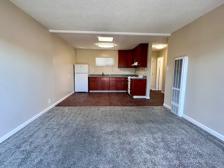 19 Merrydale Rd #16 — Photo 2