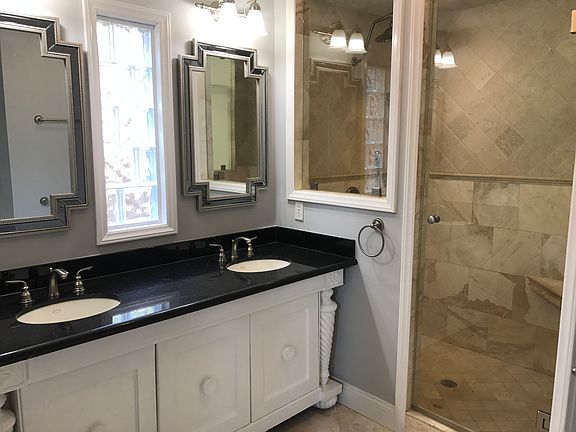 Master bath with rain shower