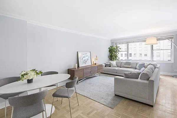Sold by Compass | media 1