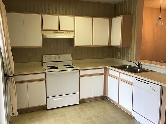 5th image of 6004 Osprey Lake Cir