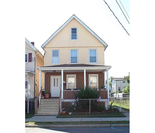 113 Augusta St photo 1