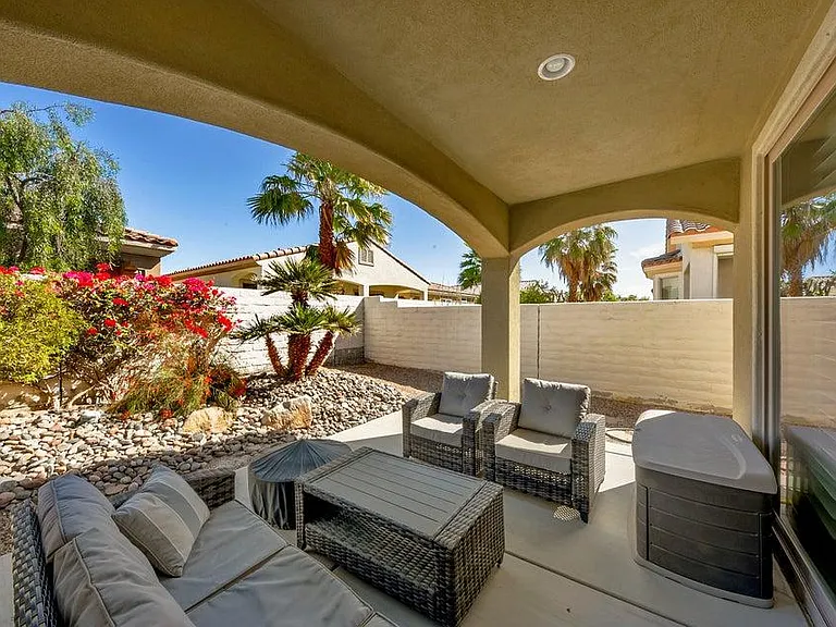 80528 Avenida Camarillo — Photo 22