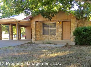 385 Briarwood St, San Marcos, TX 78666