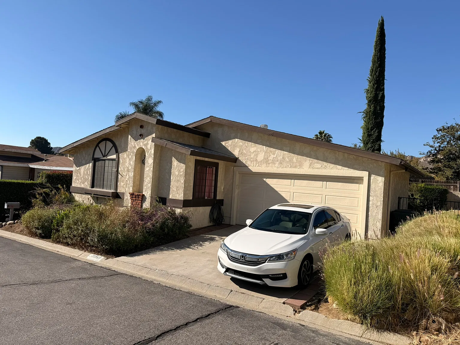 3 bed, 1536 sqft, $3,300 — Photo 4