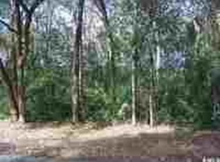 11 Blythewood Rd, Ladys Island, SC 29907