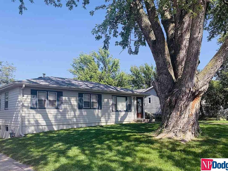 2nd image of 418 Highland Dr
