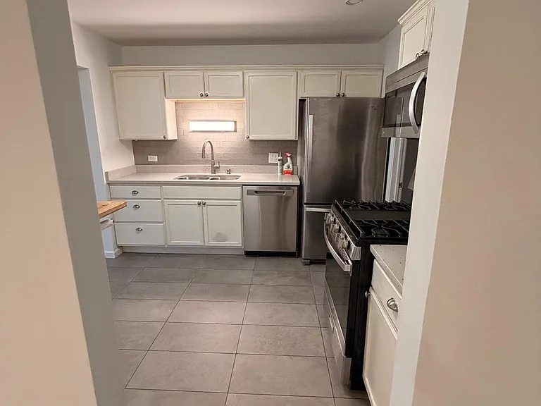 270 Kings Mill Ct #B2 — Photo 17