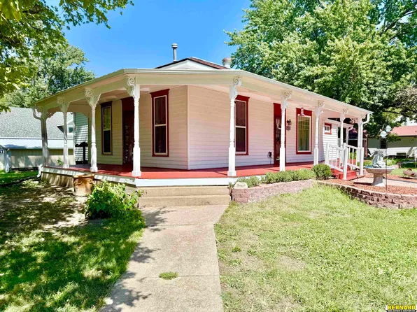 312 Garfield St, Tecumseh, NE 68450