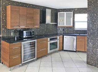 1670 Lincoln Ct APT 2E, Miami Beach, FL 33139