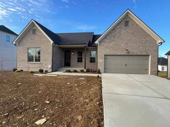 2035 Elmwood Dr, Versailles, KY 40383
