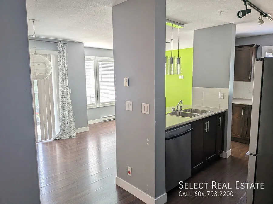 2 bed, 862 sqft, $1,650 — Photo 4