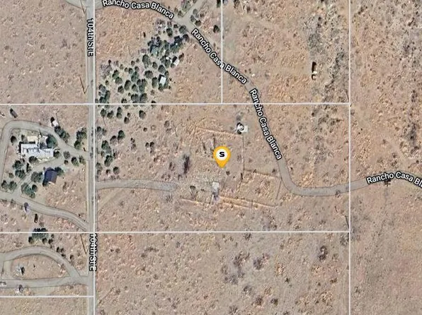 30306 104th St E, Juniper Hills, CA 93543
