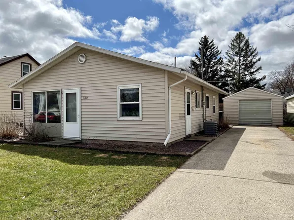 380 Arlington Ave, Fond Du Lac, WI 54935