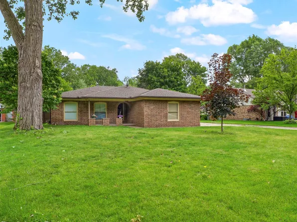 23059 Remick Dr, Clinton Twp, MI 48036