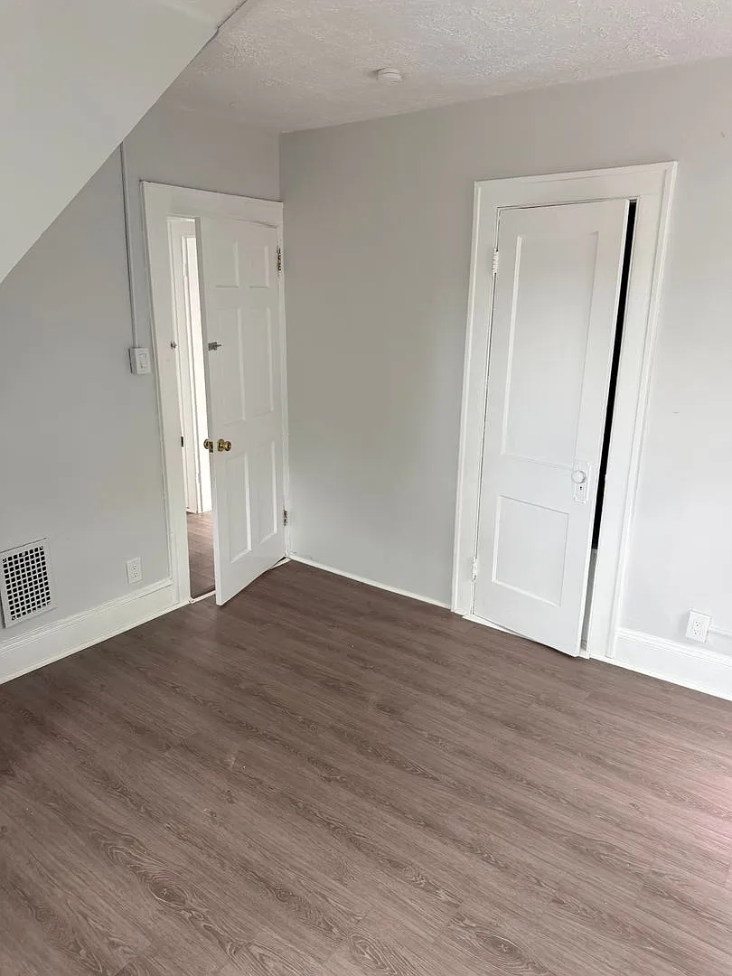 29 Atwater Street — Photo 4