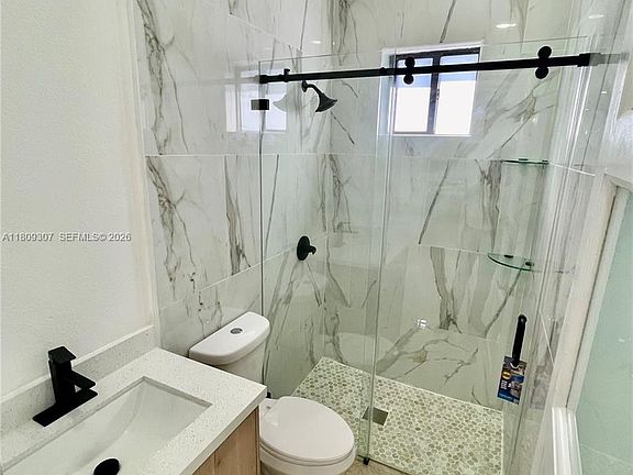 5th image of 435 N Quebrada St