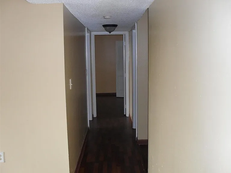 5530 NW 44th St #418C — Photo 30