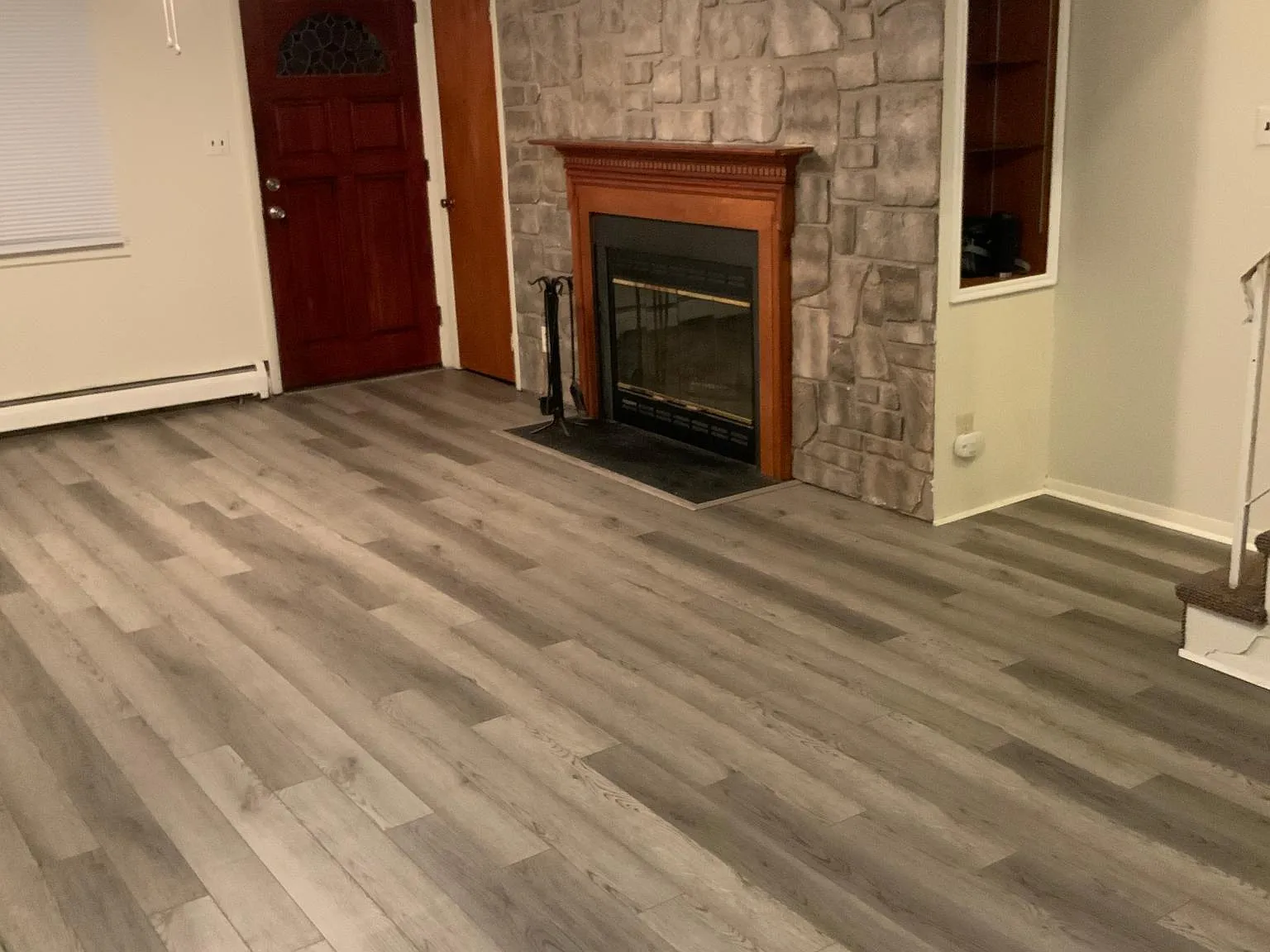 660 Sandy St — Photo 2