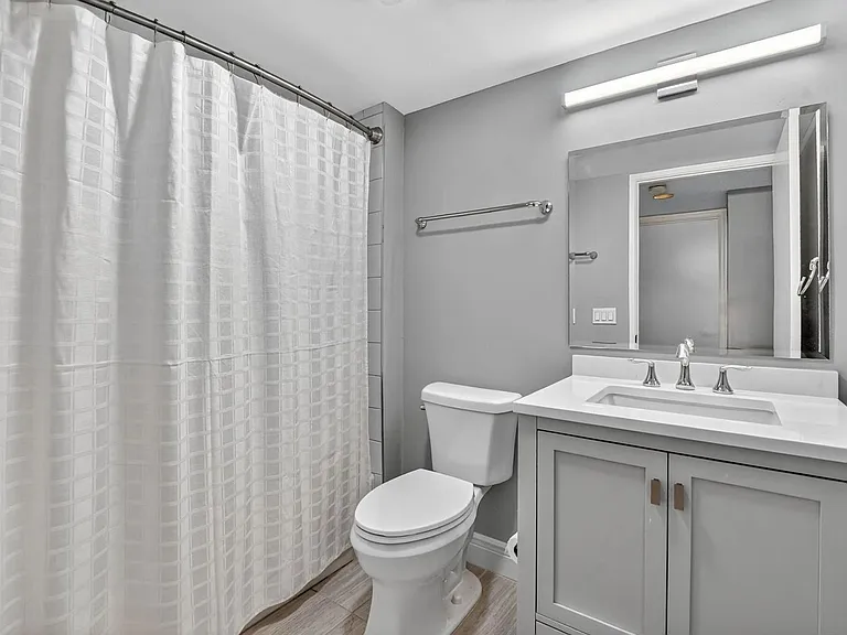 7773 La Mirada Dr — Photo 27