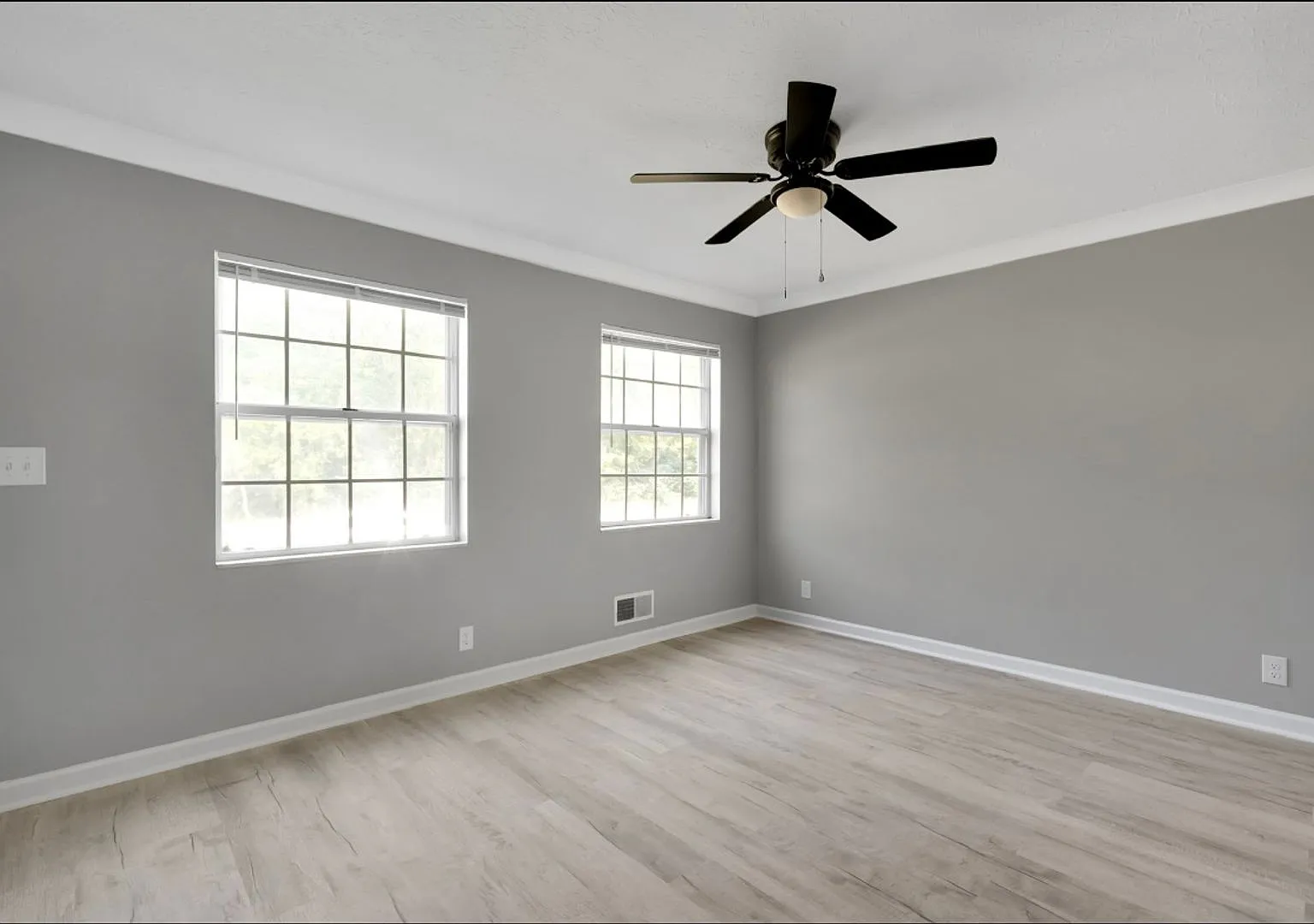 Pacelli Place Townhomes — Photo 3
