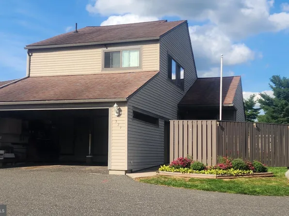 321 Bridge St, Collegeville, PA 19426
