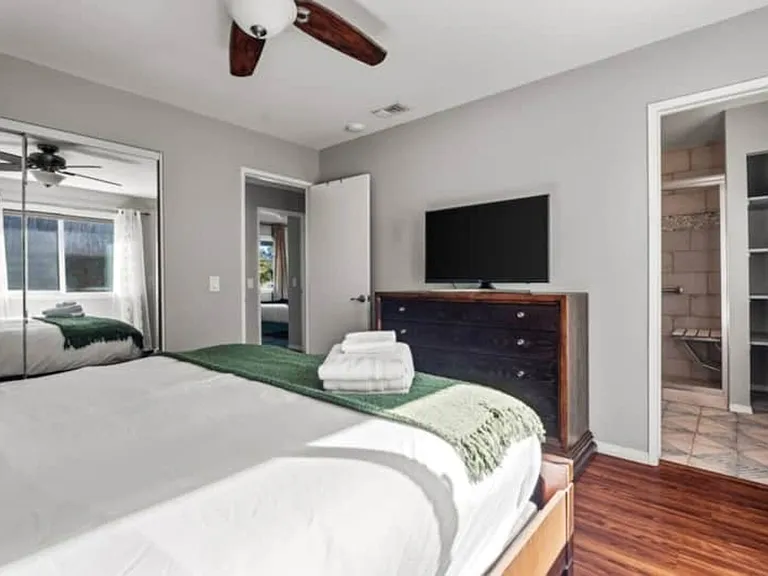 Lado De Loma Dr — Photo 17