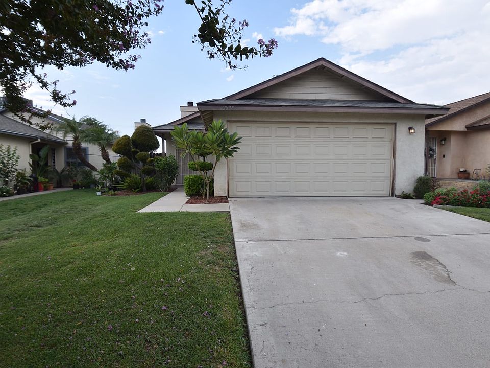 1st image of 2878 N Acacia Ave