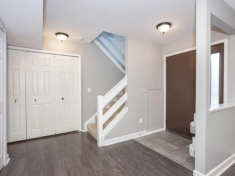 7392 Creekwood Dr #10A — Photo 6