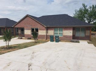 2417 N Hickory St, Sherman, TX 75092
