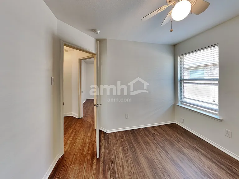 4011 Freedom St — Photo 13