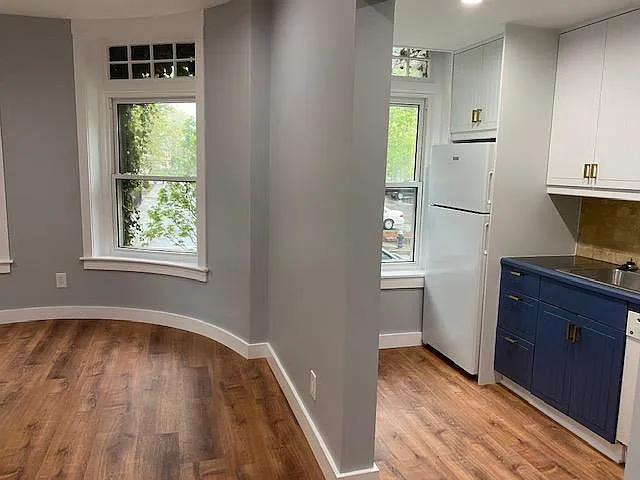 32 Winchester St #1 — Photo 6