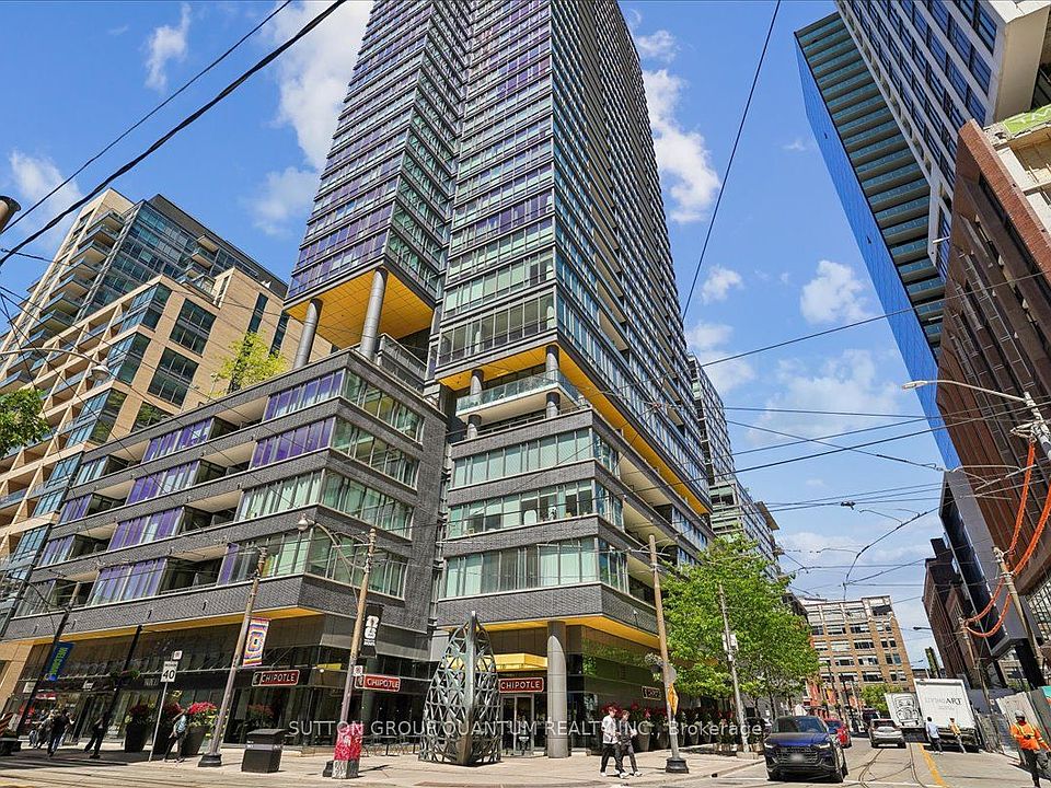 1st image of 8 Charlotte St #404