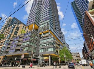 8 Charlotte St #404, Toronto, ON M5V 0K4