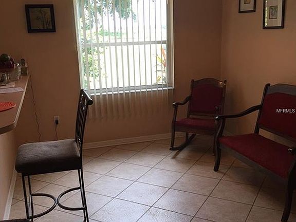 4th image of 3658 Amber Ln
