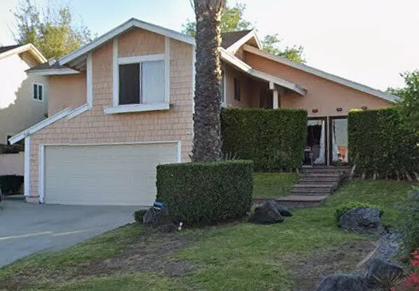 4 bed, 1672 sqft, $3,400 — Photo 1
