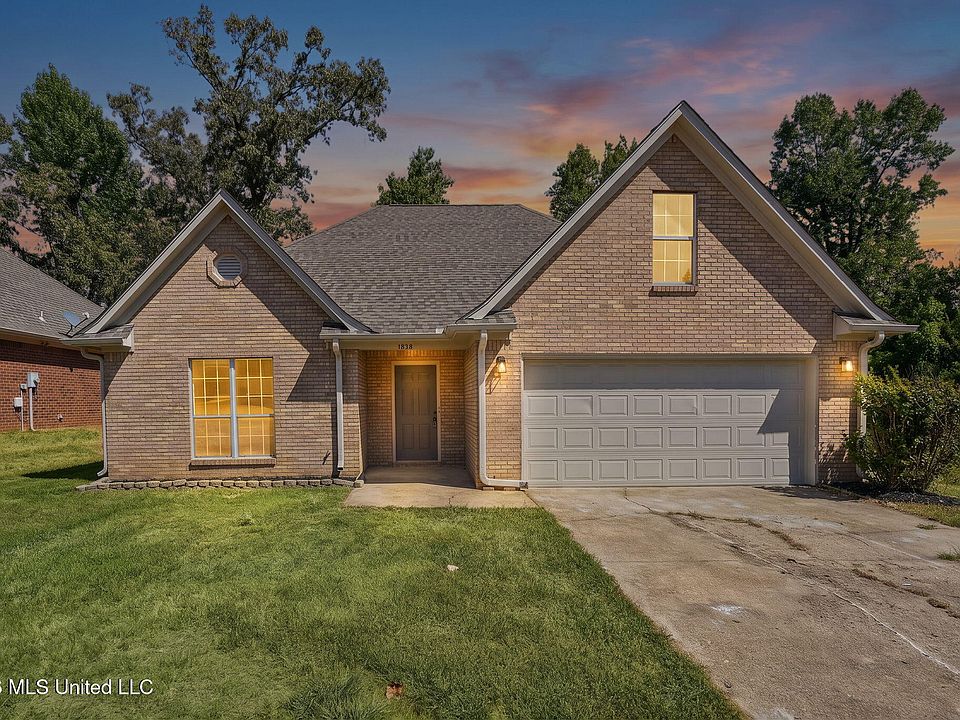 1st image of 1838 Timber Way N
