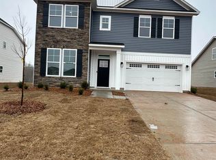 684 Gilgal Ln, Wellford, SC 29385