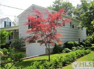 66 Washington St, Rumson, NJ 07760
