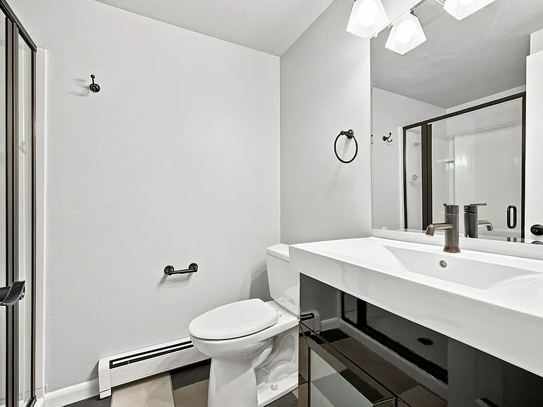 2673 Taft St — Photo 10