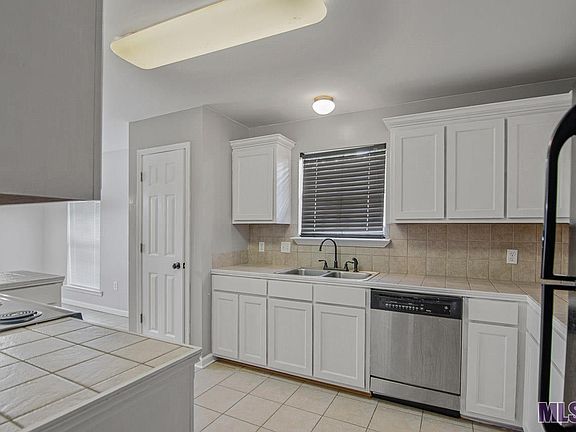 5th image of 23819 Southpoint Dr
